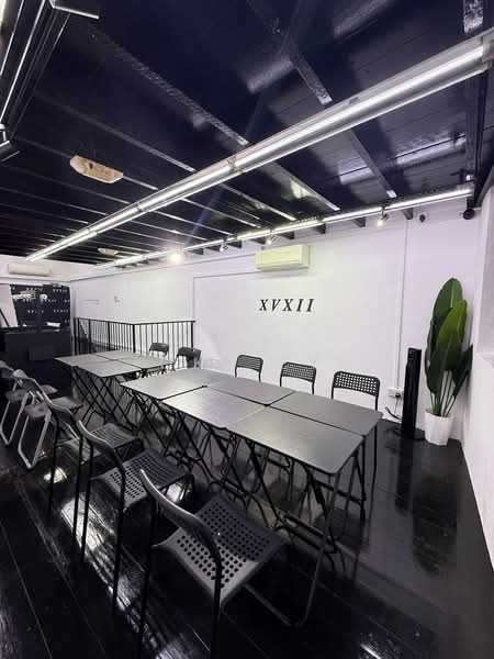 Rare High Human Traffic High Visibility 3 Storey Shophouse Haji Lane, Haji Lane North Bridge Road Arab Street, 1,900 sqft, Shop / Shophouse For Rent, by Tony Eyu, 500216102 - Interior - CommercialGuru.com.sg