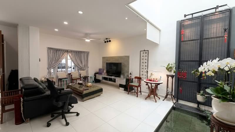 ⭐Highly Sought After Semi-D in Namly, D10⭐, Namly, Sixth Avenue, Coronation Road, 4 Bedrooms, 3,000 sqft, Semi-Detached House For Sale, by Kyle Ng, 500216108 - Living Room - PropertyGuru.com.sg