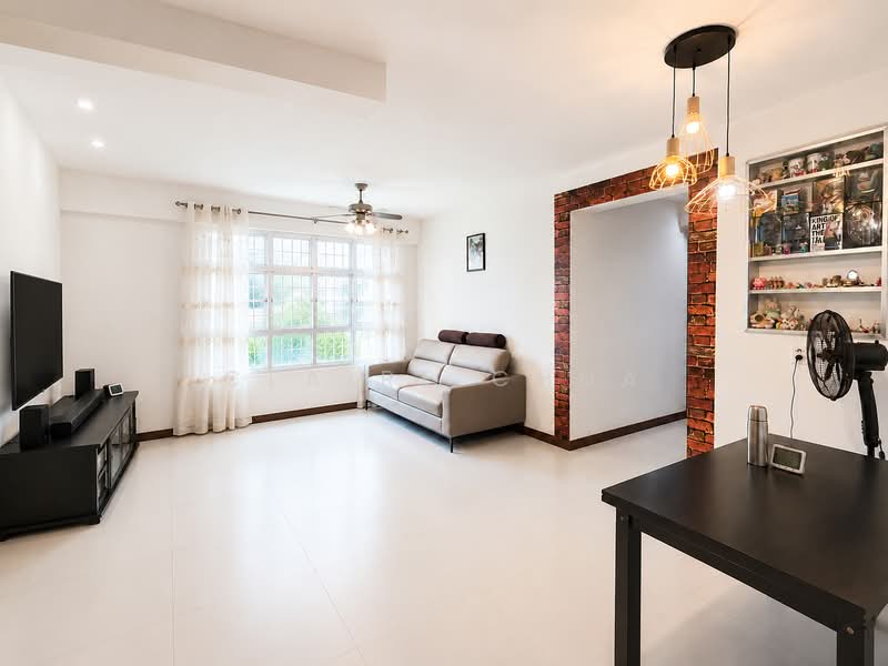 430A Yishun Avenue 11, 430A Yishun Avenue 11, 3 Bedrooms, 990 sqft, HDB Flat For Sale, by Claire Chua, 500216127 - AI. Removed Built in Cabinet - PropertyGuru.com.sg
