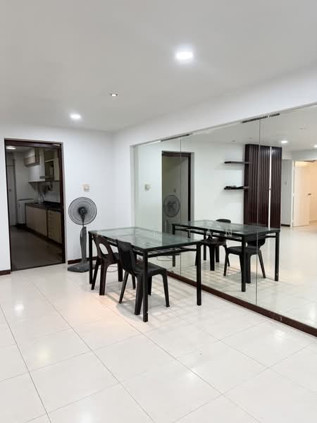 673B Jurong West Street 65, 673B Jurong West Street 65, 3 Bedrooms, 1,184 sqft, HDB Flat For Sale, by Hazel Tan, 500216128 - Kitchen - PropertyGuru.com.sg