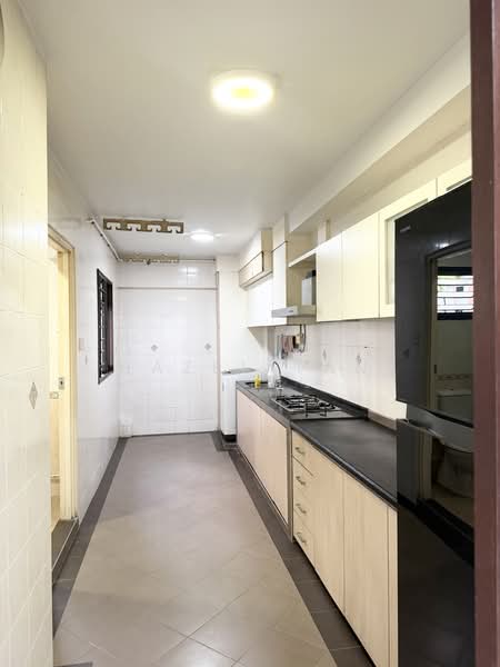 673B Jurong West Street 65, 673B Jurong West Street 65, 3 Bedrooms, 1,184 sqft, HDB Flat For Sale, by Hazel Tan, 500216128 - Kitchen - PropertyGuru.com.sg