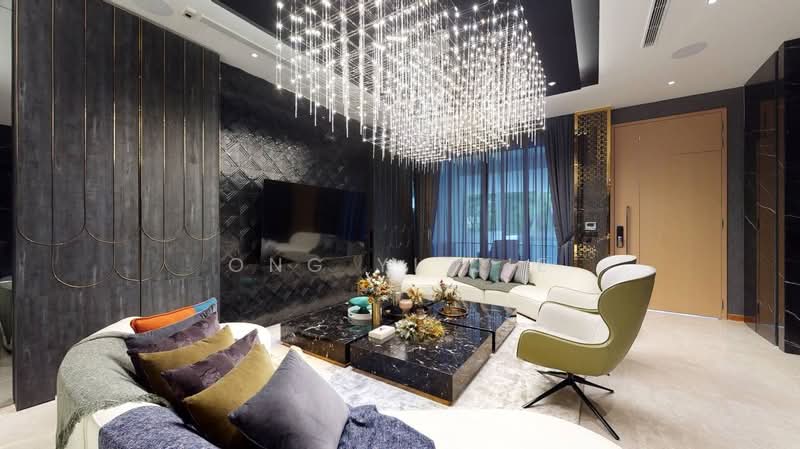 Jalan Melor, Jalan Melor, 4 Bedrooms, 5,000 sqft, Terraced House For Sale, by Ong Yi Jie, 500216130 - Living Room - PropertyGuru.com.sg