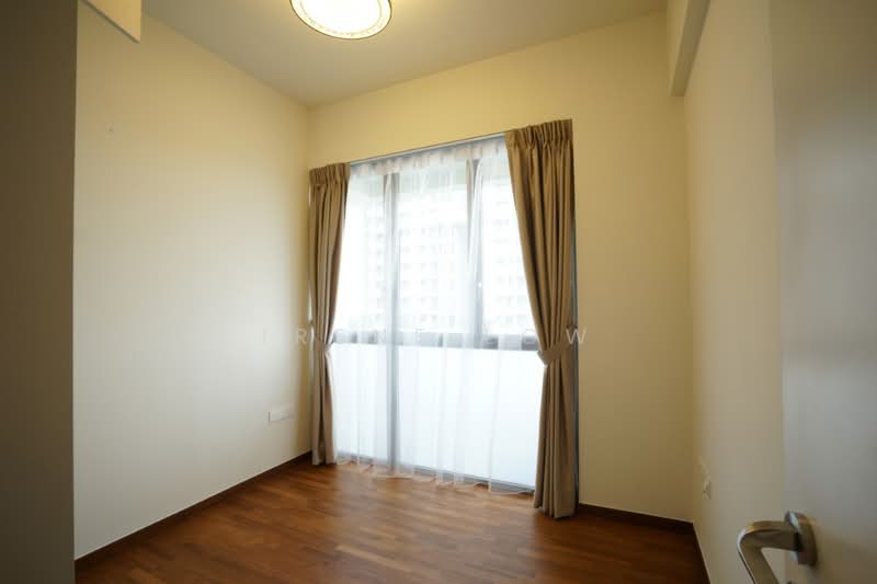 Bedok Residences, 14 Bedok North Drive, 2 Bedrooms, 871 sqft, Condominium For Sale, by Irene Low, 500216148 - Bedroom 2 - PropertyGuru.com.sg