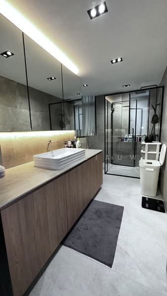 Casa Cairnhill, 1 Peck Hay Road, 3 Bedrooms, 1,572 sqft, Condominium For Sale, by Toto Liauw, 500216150 - Bathroom - PropertyGuru.com.sg