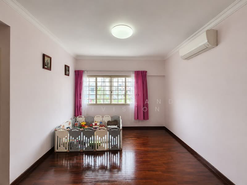 Sirat Place $1,4xx psf, Freehold 3-Storey Corner Terrace along a cul-de-sac, Sirat Place, Sirat Road, Lange Road, 5 Bedrooms, 2,620 sqft, Corner Terrace For Sale, by TRAVIS SEAH, 500216159 - Interior - PropertyGuru.com.sg