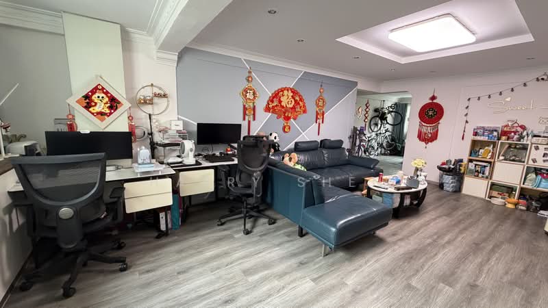 111 Ang Mo Kio Avenue 4, 111 Ang Mo Kio Avenue 4, 3 Bedrooms, 1,259 sqft, HDB Flat For Sale, by Harry Shen, 500216162 - Living Room - PropertyGuru.com.sg