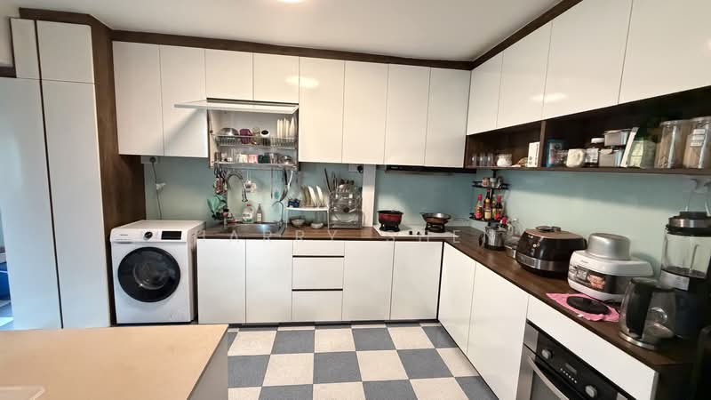 111 Ang Mo Kio Avenue 4, 111 Ang Mo Kio Avenue 4, 3 Bedrooms, 1,259 sqft, HDB Flat For Sale, by Harry Shen, 500216162 - Kitchen - PropertyGuru.com.sg