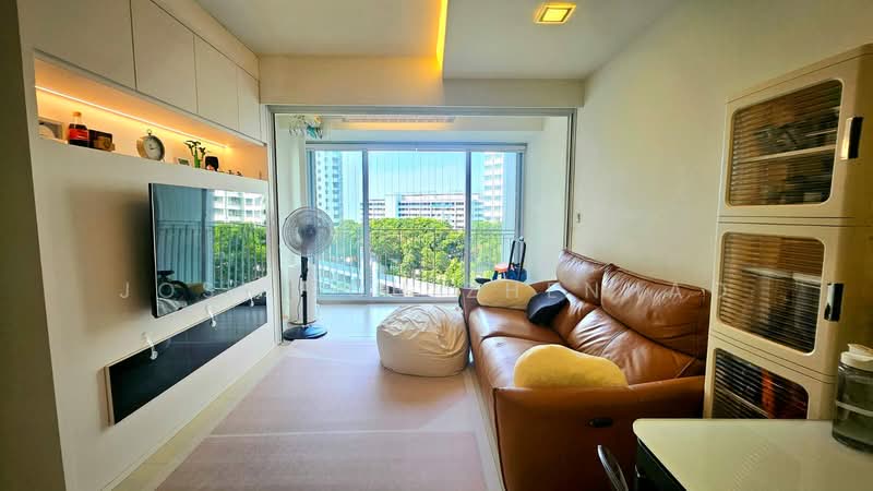 588A Ang Mo Kio Street 52, 588A Ang Mo Kio Street 52, 3 Bedrooms, 969 sqft, HDB Flat For Sale, by Jose Loh Zhenhao, 500216168 - Living Room - PropertyGuru.com.sg