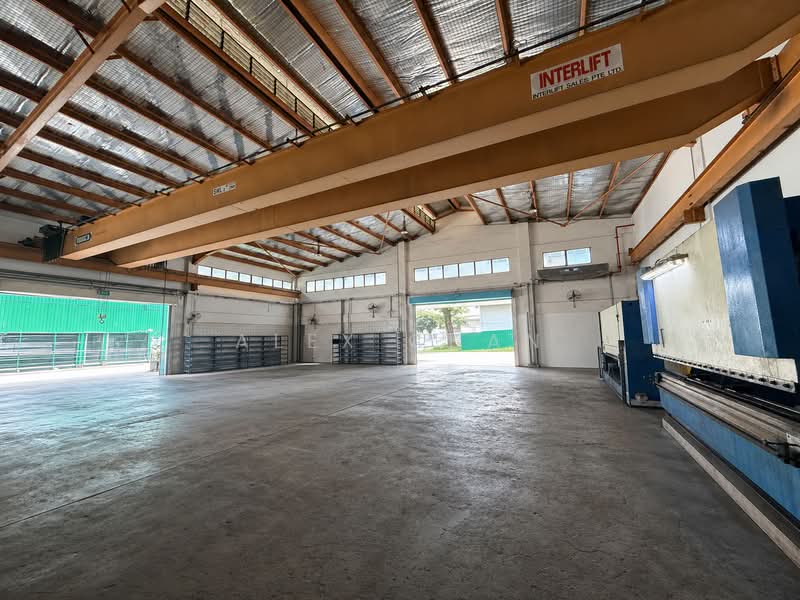 Cheap | Gul MRT | Bal 28yrs Lease | Overhead Crane | 8m Ceiling, Gul MRT, 36,201 sqft, Factory / Workshop (B2) For Sale, by Alex Chan, 500216169 - Interior - CommercialGuru.com.sg