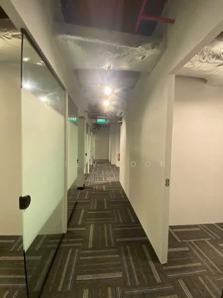 International Plaza, 10 Anson Road, 2,863 sqft, Office For Rent, by Siew Boon, 500216179 - Corridor - CommercialGuru.com.sg