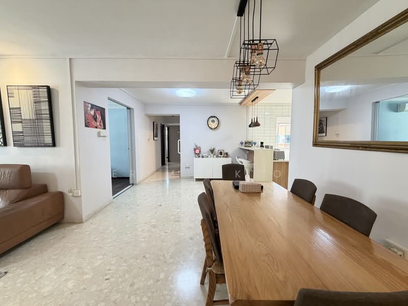 1km to 4 Pri Schs I Next to MRT and Integrated Hub!!, , 4 Bedrooms, 1,582 sqft, HDB Flat For Sale, by Jeremie Khoo, 500216188 - Living Room - PropertyGuru.com.sg