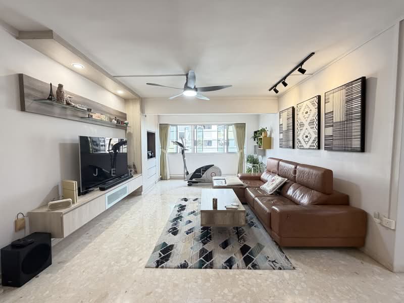 1km to 4 Pri Schs I Next to MRT and Integrated Hub!!, , 4 Bedrooms, 1,582 sqft, HDB Flat For Sale, by Jeremie Khoo, 500216188 - Living Room - PropertyGuru.com.sg