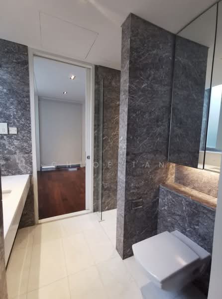 The Oliv @ Balmoral, 11C Balmoral Road, 4 Bedrooms, 3,337 sqft, Apartment For Rent, by Chloe Tan, 500216197 - Bathroom - PropertyGuru.com.sg