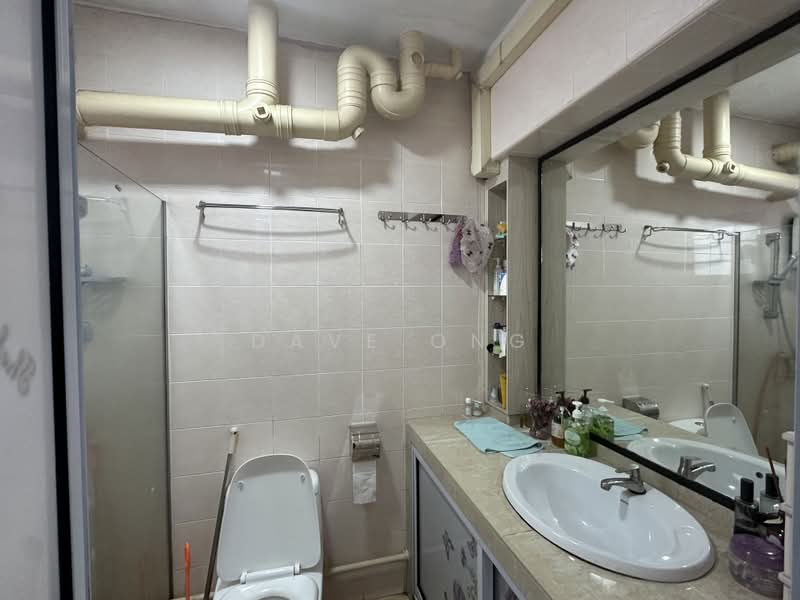 475 Sembawang Drive, 475 Sembawang Drive, 3 Bedrooms, 1,184 sqft, HDB Flat For Sale, by Dave Ong, 500216201 - Bathroom - PropertyGuru.com.sg