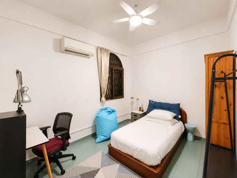 1 Junior Master Room and 3 Common Rooms available for rent in Marine Parade area, 059, , Room Rental, 300 sqft, Detached House For Rent, by Nickson Guay, 500216203 - Room 3 - PropertyGuru.com.sg