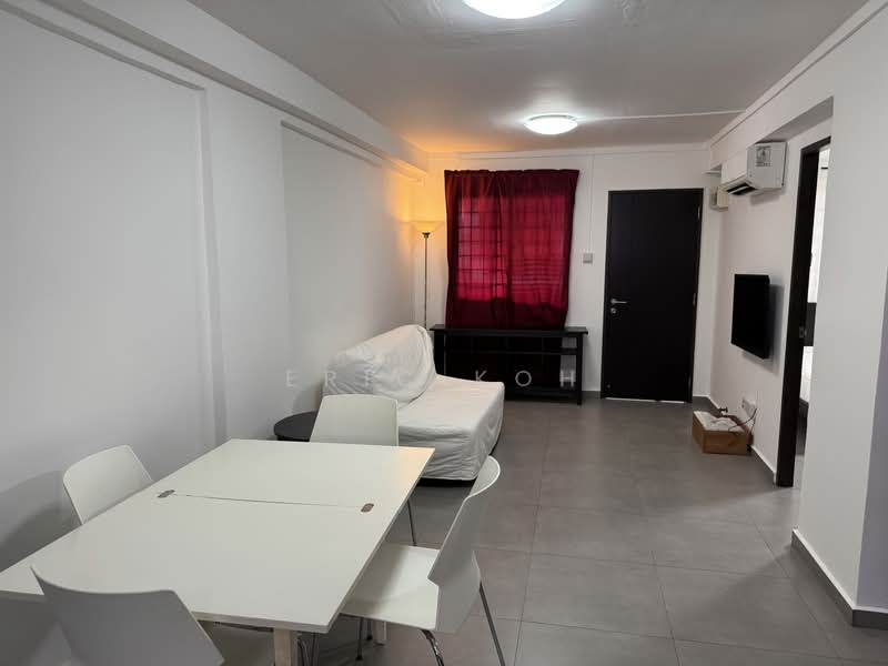 534 Bukit Batok Street 51, 534 Bukit Batok Street 51, 2 Bedrooms, 742 sqft, HDB Flat For Rent, by Eric Koh, 500216226 - Living Room - PropertyGuru.com.sg