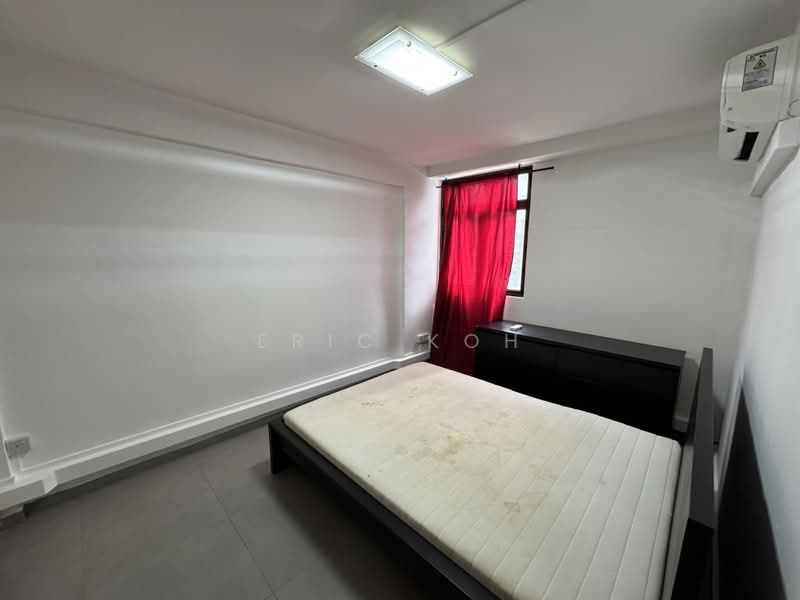 534 Bukit Batok Street 51, 534 Bukit Batok Street 51, 2 Bedrooms, 742 sqft, HDB Flat For Rent, by Eric Koh, 500216226 - Bedroom - PropertyGuru.com.sg