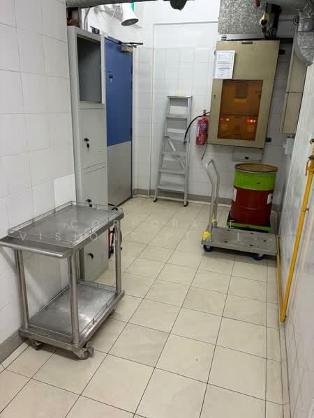 Food Factory with Coldroom for takeover, 15 Woodlands Loop, 1,916 sqft, Factory / Workshop (B2) For Rent, by DENNIS CHENG, 500216229 - Interior - CommercialGuru.com.sg