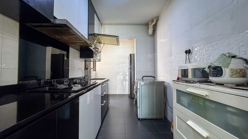 686B Jurong West Central 1, 686B Jurong West Central 1, 3 Bedrooms, 1,001 sqft, HDB Flat For Sale, by Eugene Koh 许培杰, 500216231 - Kitchen - PropertyGuru.com.sg