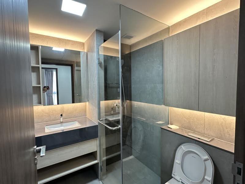 Orchard Sophia, 128 Sophia Road, Orchard / River Valley, 2 Bedrooms, 646 sqft, Condominium For Rent, by Dave Ong, 500216233 - Bathroom - PropertyGuru.com.sg