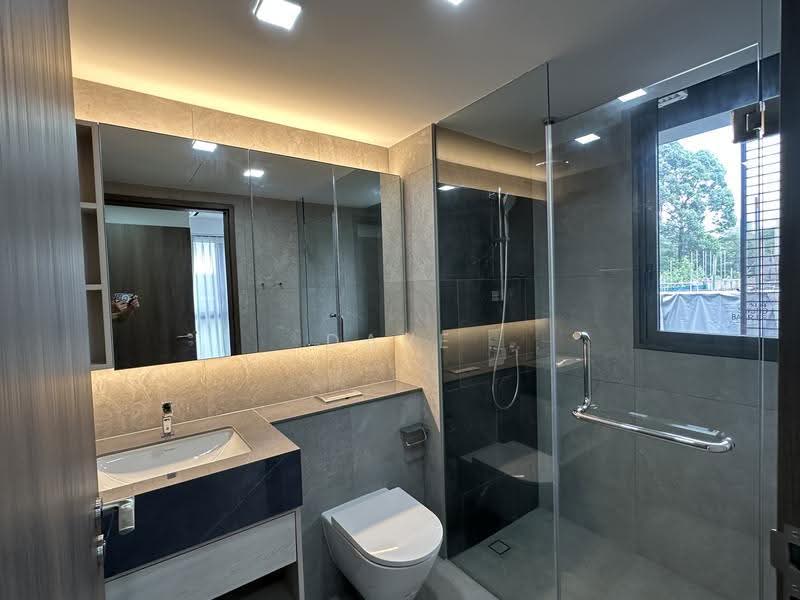Orchard Sophia, 128 Sophia Road, Orchard / River Valley, 2 Bedrooms, 646 sqft, Condominium For Rent, by Dave Ong, 500216233 - Bathroom - PropertyGuru.com.sg