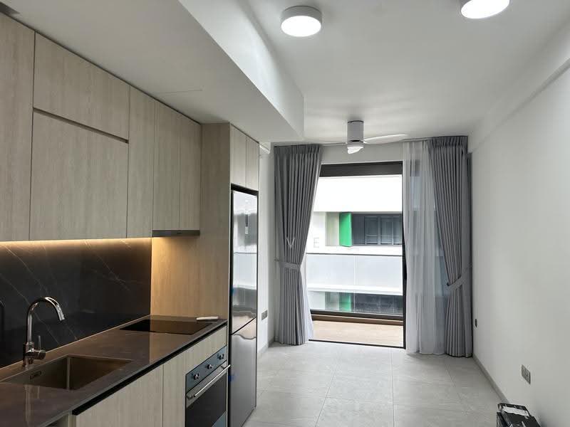 Orchard Sophia, 128 Sophia Road, Orchard / River Valley, 2 Bedrooms, 646 sqft, Condominium For Rent, by Dave Ong, 500216233 - Kitchen - PropertyGuru.com.sg
