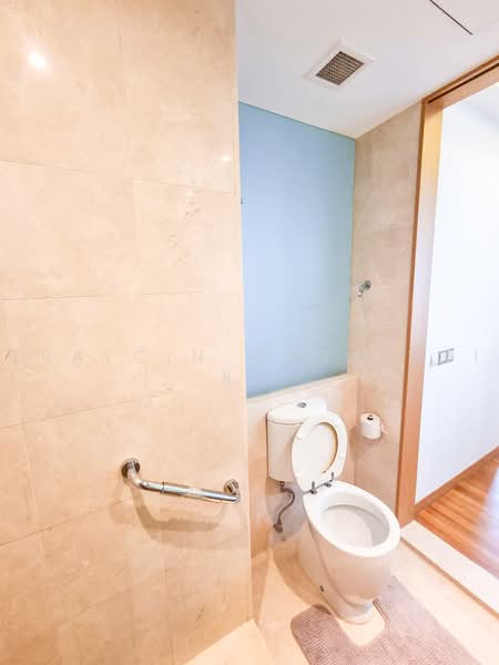 Icon, 10 Gopeng Street, Chinatown / Tanjong Pagar, 1 Bedroom, 786 sqft, Apartment For Sale, by Graycin Wang Wei Ru, 500216236 - Bathroom - PropertyGuru.com.sg