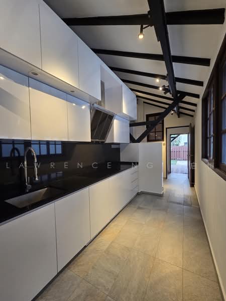 Charming Single Storey Detached House For Immediate Lease, , 5 Bedrooms, 4,845 sqft, Detached House For Rent, by Lawrence Ng 黄启恒, 500216242 - Kitchen - PropertyGuru.com.sg