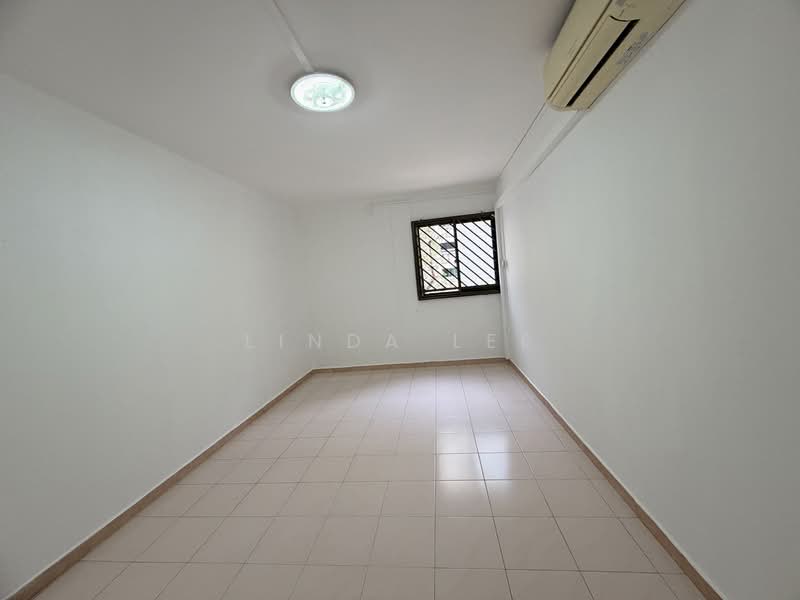 123 Bedok Reservoir Road, 123 Bedok Reservoir Road, 3 Bedrooms, 1,108 sqft, HDB Flat For Sale, by Linda Lee, 500216247 - Bedroom - PropertyGuru.com.sg