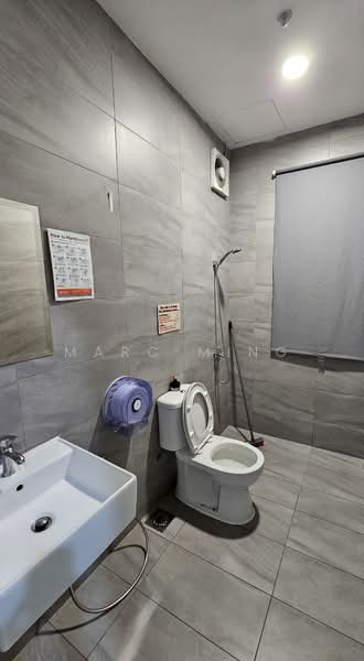 E-Centre @ Redhill, 3791 Jalan Bukit Merah, 4,661 sqft, Light Industrial (B1) For Sale, by Marc Ming, 500216253 - 3 units of Bathrooms - CommercialGuru.com.sg