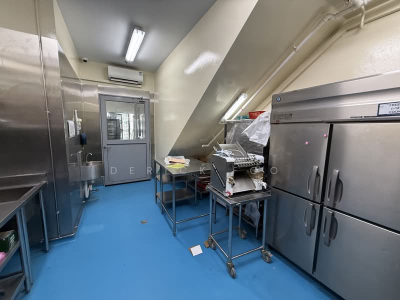 Mactaggart Foodlink, 20 Mactaggart Road, Macpherson / Potong Pasir, 2,508 sqft, Light Industrial (B1) For Rent, by Derick Foo, 500216254 - Kitchen - CommercialGuru.com.sg