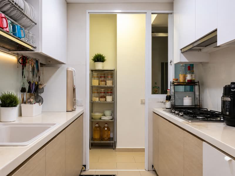 Waterview, 91 Tampines Avenue 1, 3 Bedrooms, 1,378 sqft, Condominium For Sale, by Nicharee Ong, 500216257 - Kitchen - PropertyGuru.com.sg