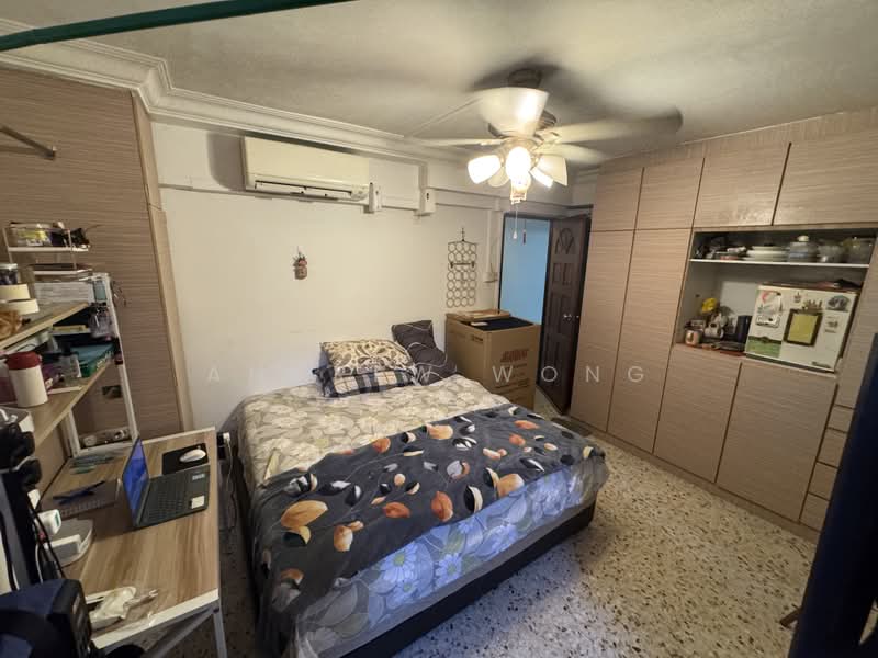 234 Jurong East Street 21, 234 Jurong East Street 21, 3 Bedrooms, 1,302 sqft, HDB Flat For Sale, by Andrew Wong, 500216258 - Bedroom - PropertyGuru.com.sg