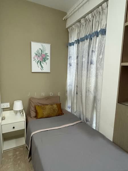 Pinevale, 8 Tampines Street 73, Room Rental, 100 sqft, Condominium For Rent, by Jinder Lim, 500216271 - Bedroom - PropertyGuru.com.sg