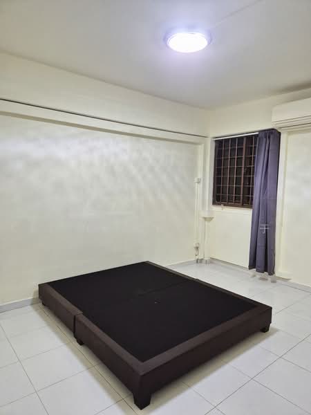 105 Jurong East Street 13, 105 Jurong East Street 13, 3 Bedrooms, 980 sqft, HDB Flat For Rent, by Celine Chow 周于琪, 500216275 - Bedroom - PropertyGuru.com.sg