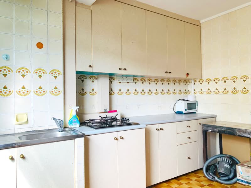 103 Henderson Crescent, 103 Henderson Crescent, 3 Bedrooms, 797 sqft, HDB Flat For Sale, by Stanley Ho, 500216284 - Kitchen - PropertyGuru.com.sg