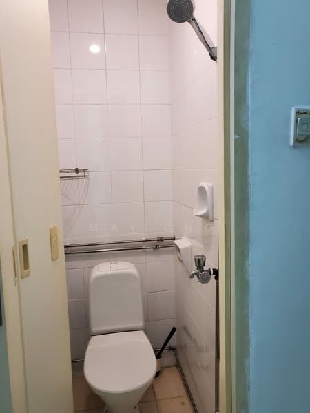 Paradise Palms, 505 Dunman Road, Room Rental, 70 sqft, Condominium For Rent, by May Ong, 500216286 - Bathroom - PropertyGuru.com.sg