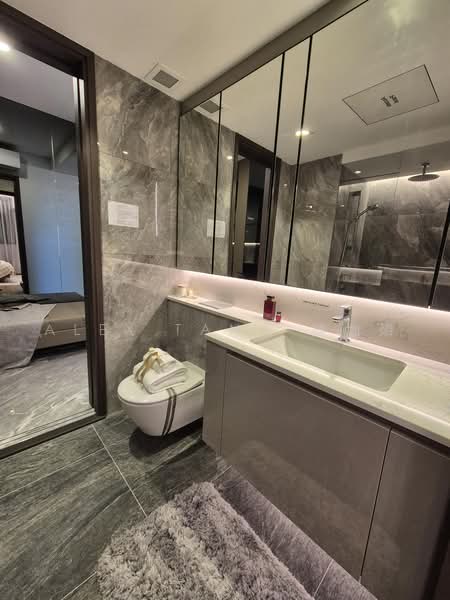 Sophia Meadow, 132 Sophia Road, Orchard / River Valley, 1 Bedroom, 560 sqft, Condominium For Sale, by Alex Tang 陳拁燐, 500216295 - Bathroom - PropertyGuru.com.sg
