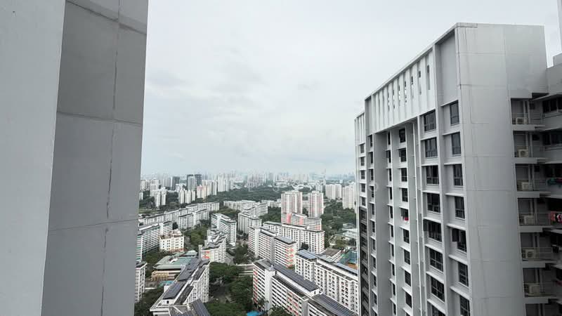 311B Clementi Avenue 4, 311B Clementi Avenue 4, 3 Bedrooms, 861 sqft, HDB Flat For Sale, by James Yeo, 500216298 - Exterior - PropertyGuru.com.sg