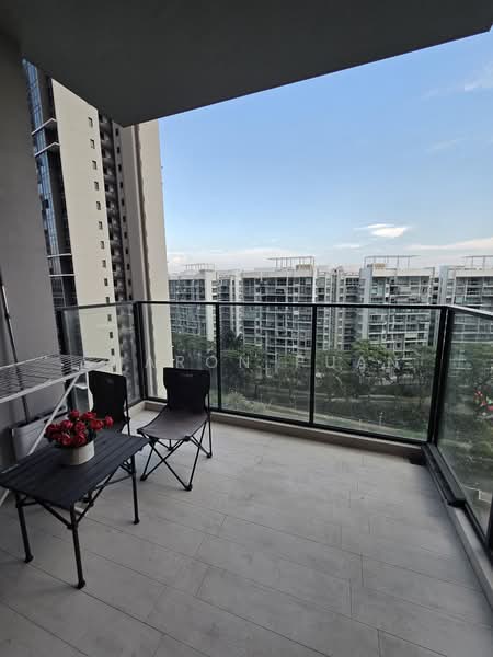 Whistler Grand, 107 West Coast Vale, 2 Bedrooms, 614 sqft, Condominium For Rent, by Sharon Puan, 500216302 - Balcony - PropertyGuru.com.sg