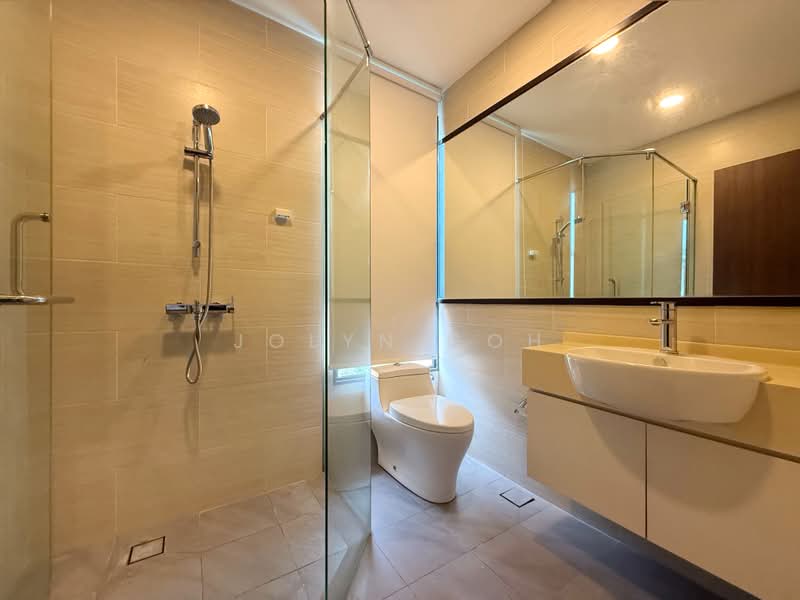 Sembawang Springs Estate, Jalan Salang, 4 Bedrooms, 3,028 sqft, Semi-Detached House For Rent, by Jolyn Goh, 500216305 - Bathroom - PropertyGuru.com.sg