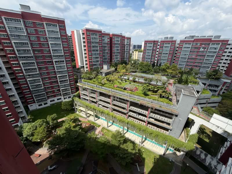 438B Bukit Batok West Avenue 8, 438B Bukit Batok West Avenue 8, Room Rental, 150 sqft, HDB Flat For Rent, by Kelvin Tan, 500216307 - Exterior - PropertyGuru.com.sg