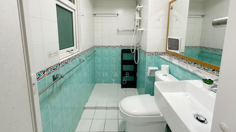 The Floravale, 248 Westwood Avenue, Room Rental, 100 sqft, Executive Condominium For Rent, by Bespoke Habitat Pte Ltd, 500216314 - 06-63 Common Bathroom - PropertyGuru.com.sg