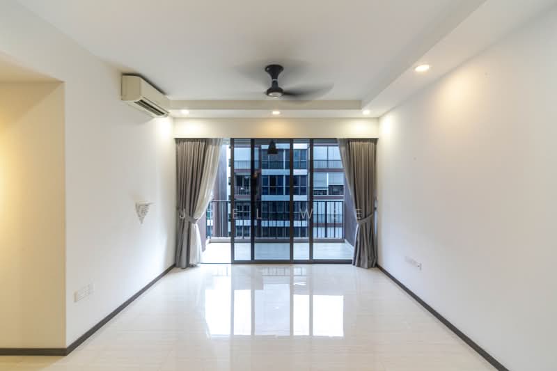 Bellewoods, 106 Woodlands Avenue 5, 3 Bedrooms, 1,098 sqft, Executive Condominium For Sale, by Joel Wee, 500216317 - Living Room - PropertyGuru.com.sg