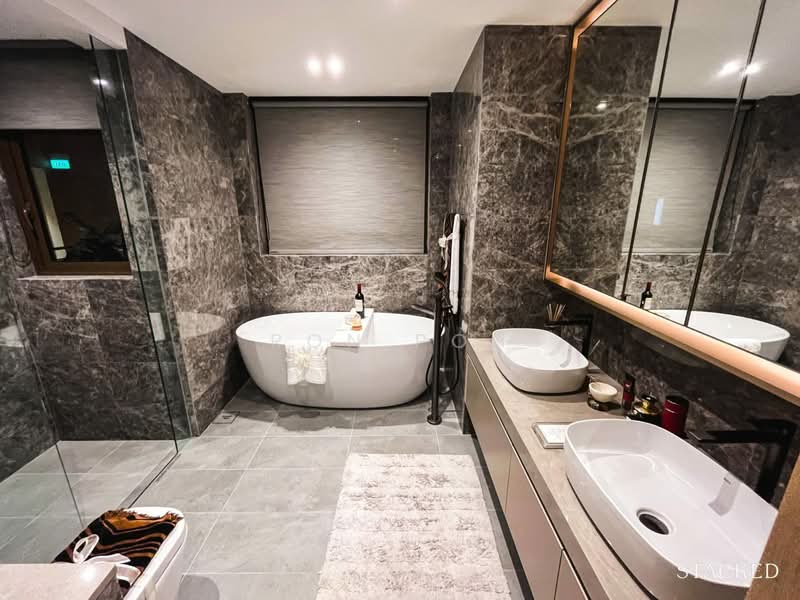 Pinetree Hill, 36 Pine Grove, Clementi Park / Upper Bukit Timah, 5 Bedrooms, 2,874 sqft, Condominium For Sale, by Ron Poh, 500216322 - Bathroom - PropertyGuru.com.sg