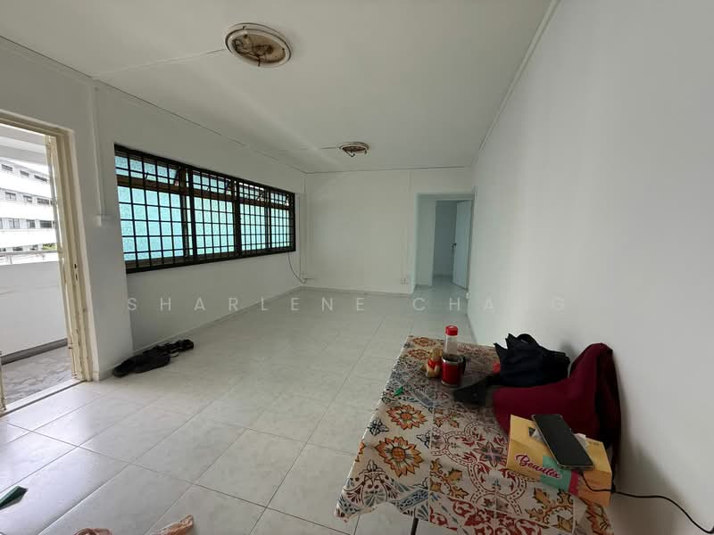 479 Sembawang Drive, 479 Sembawang Drive, 3 Bedrooms, 926 sqft, HDB Flat For Sale, by Sharlene Chang, 500216332 - Living Room - PropertyGuru.com.sg