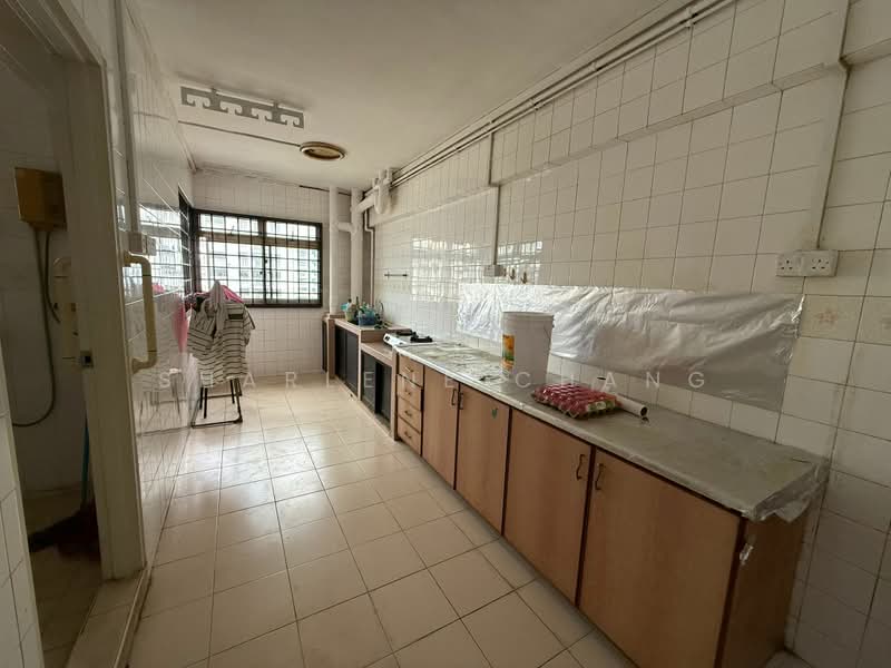 479 Sembawang Drive, 479 Sembawang Drive, 3 Bedrooms, 926 sqft, HDB Flat For Sale, by Sharlene Chang, 500216332 - Kitchen - PropertyGuru.com.sg