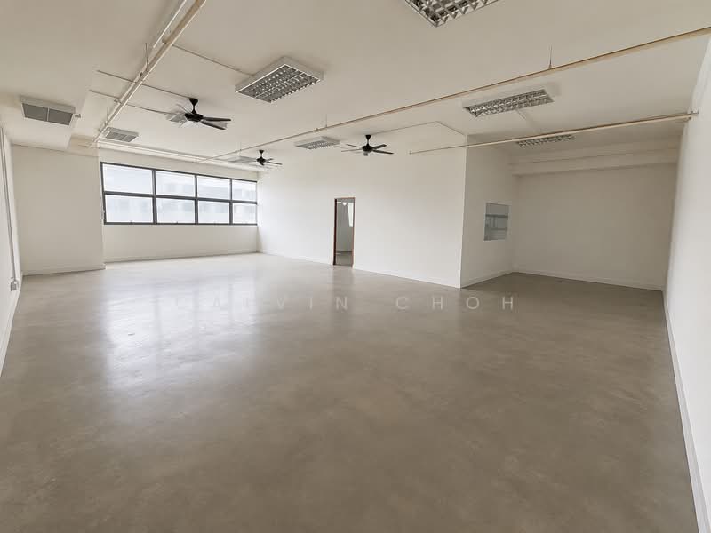 Woodlands Bizhub, 242 Woodlands Industrial Park E5, 1,927 sqft, Factory / Workshop (B2) For Rent, by Calvin Choh, 500216337 - Interior - CommercialGuru.com.sg