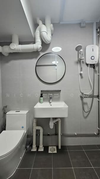 104 Spottiswoode Park Road, 104 Spottiswoode Park Road, 3 Bedrooms, 1,335 sqft, HDB Flat For Sale, by Nicholas Ong, 500216341 - Bathroom - PropertyGuru.com.sg