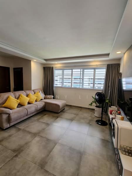 287 Tampines Street 22, 287 Tampines Street 22, 3 Bedrooms, 1,109 sqft, HDB Flat For Sale, by Benny Lim, 500216349 - Living Room - PropertyGuru.com.sg